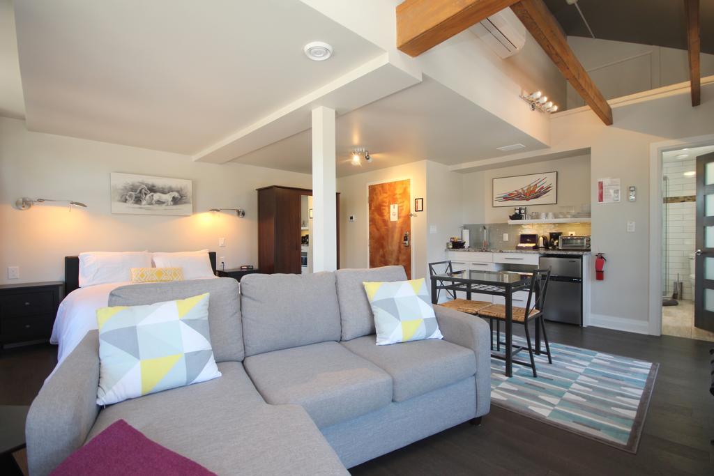 Kemptville Suites Zewnętrze zdjęcie